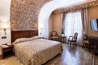 Superior Single Room,689392956:JPEG